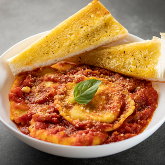 Four Cheese Ravioli Pasta.